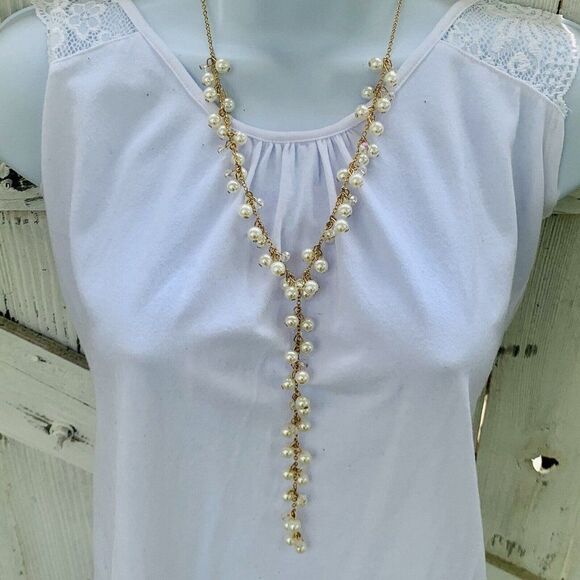 Vintage White Faux Pearl Cluster Gold Tone Drop Long Chain Link Y Necklace 26” - Picture 3 of 8
